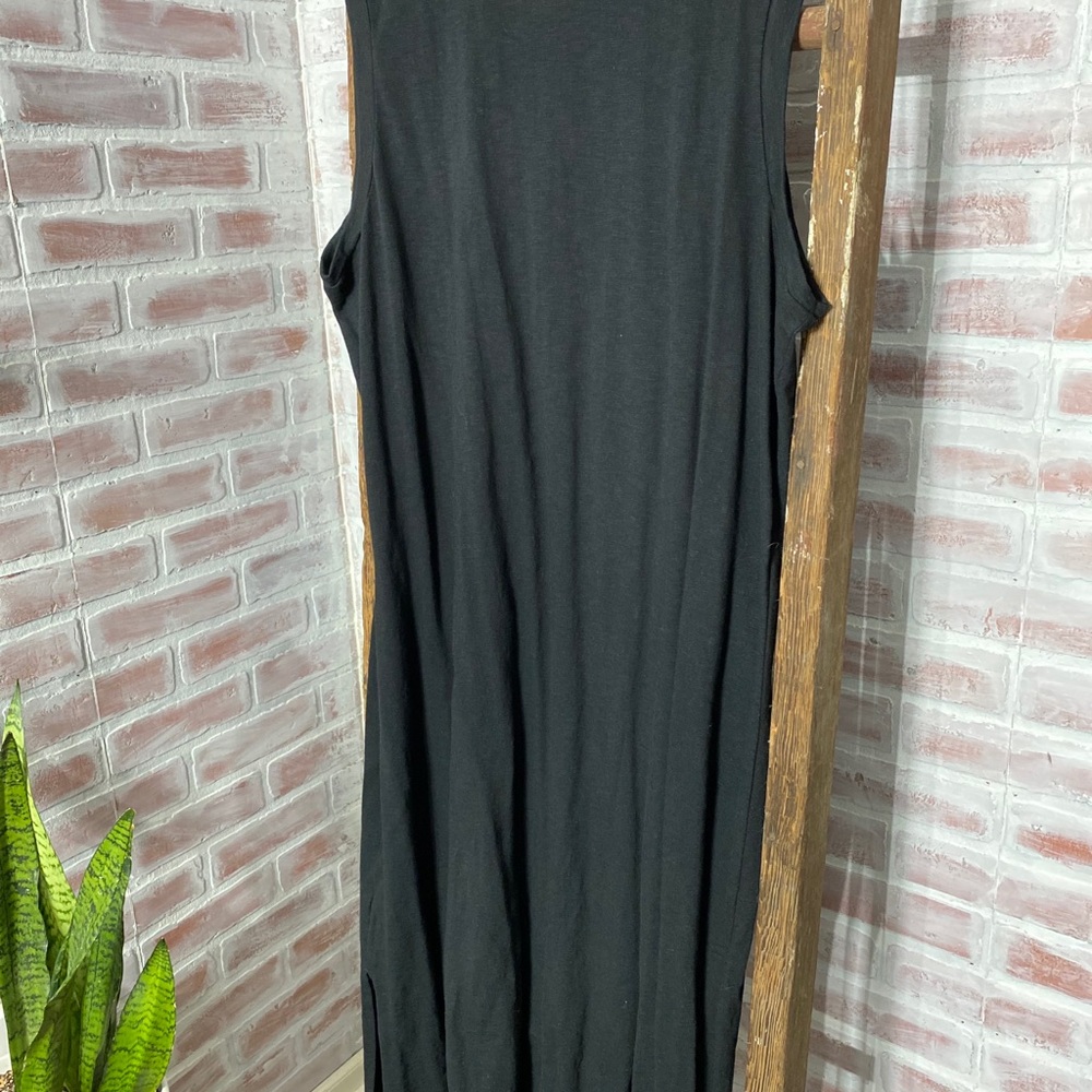 Sleeveless Maxi Dress